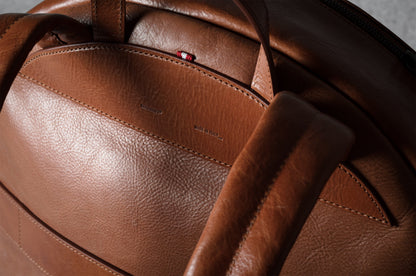 A fully functional backpack. Classic style.