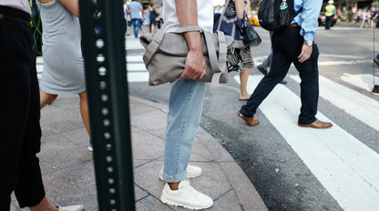 Casual Messenger. Classic