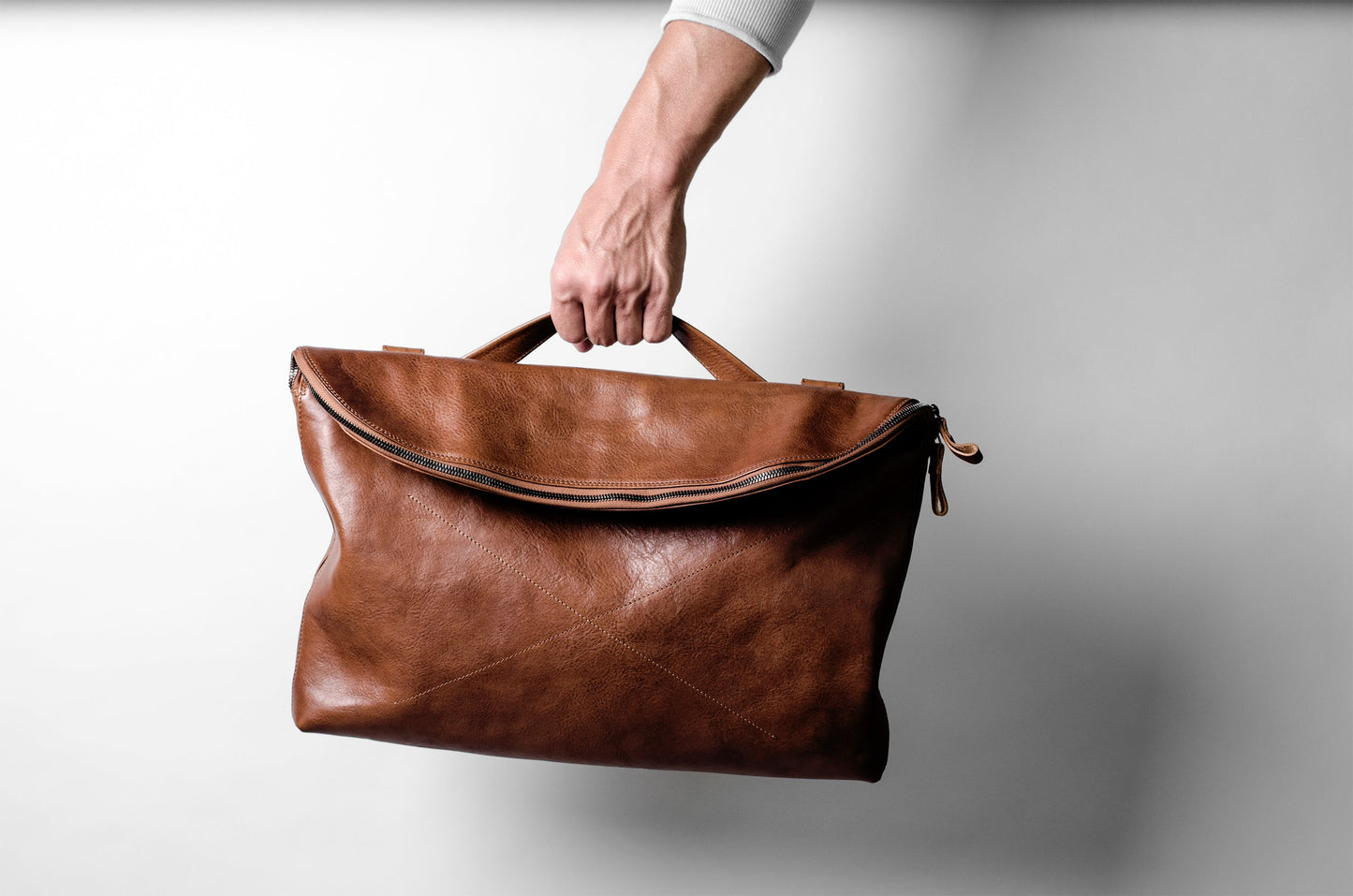 Casual Messenger. Classic