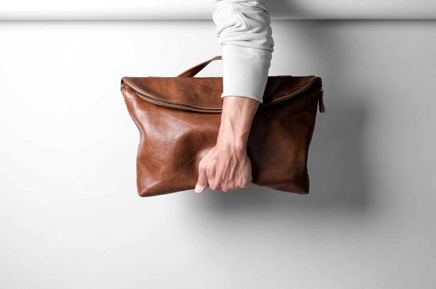 Casual Messenger. Classic
