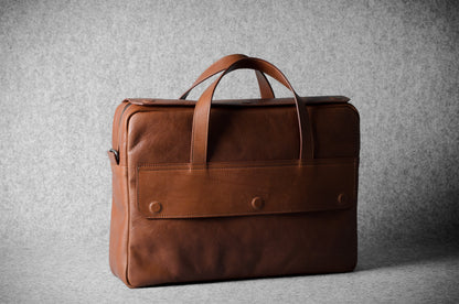 Long-distance travel briefcase. Classic model