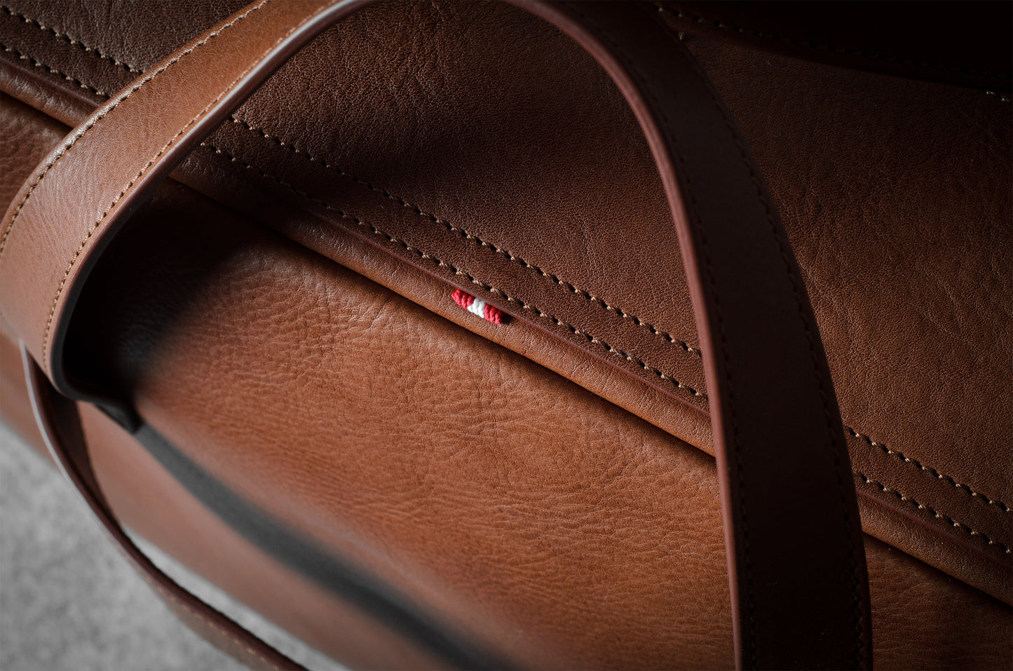 Long-distance travel briefcase. Classic model