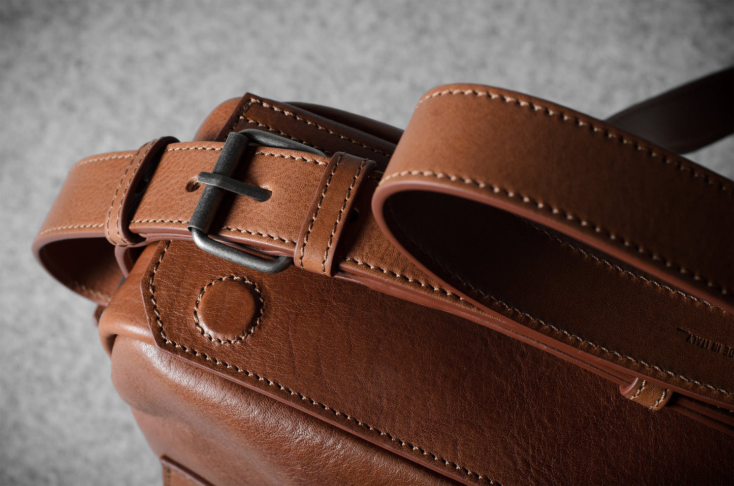 Long-distance travel briefcase. Classic model