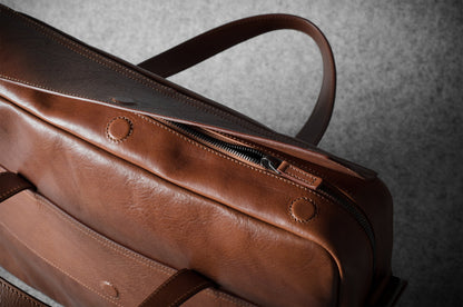 Long-distance travel briefcase. Classic model
